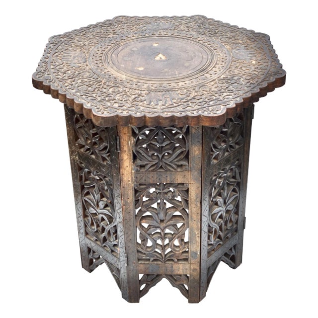 Early 20th Century Handmade Elephant-Patterned Anglo-Indian Side Table For Sale
