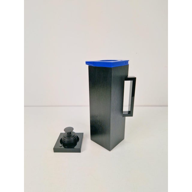 Postmodern Vintage Quadrat Tea or Coffee Thermos Bottle by Arne Darnell for Hammarplast, 1980s For Sale - Image 3 of 11