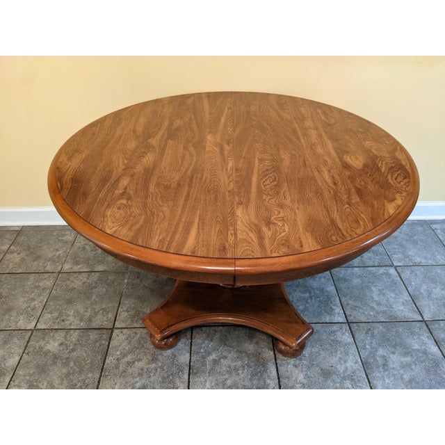 1980s Ethan Allen Maple Pedestal Dining Table With 2 Leaves Chairish