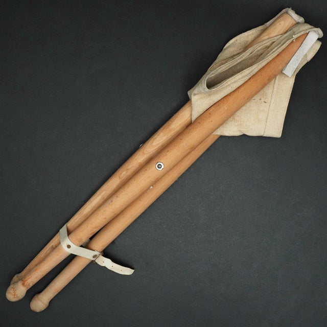 For sale is a vintage 1960s three-legged field stool Tripod, wood and linen.