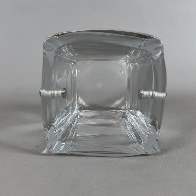 French Crystal Ice Bucket with Tongs For Sale - Image 4 of 11