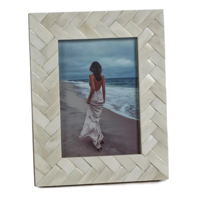 Bengkulu Bone Braided Photo Frame, 5" x 7", Ivory White For Sale