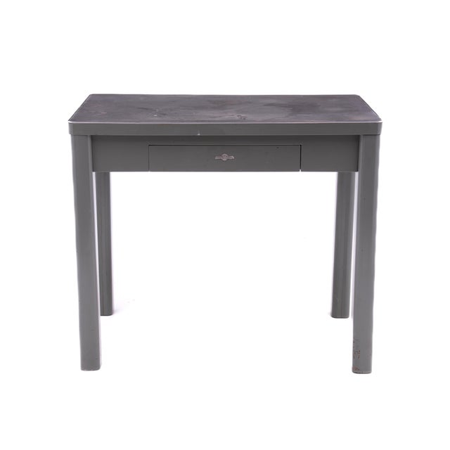 Industrial Globe-Wernicke Industrial Streamliner Tanker Grey Desk Work Table 1940's For Sale - Image 3 of 15