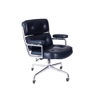 1960s Vintage Eames Executive Office Chair For Sale