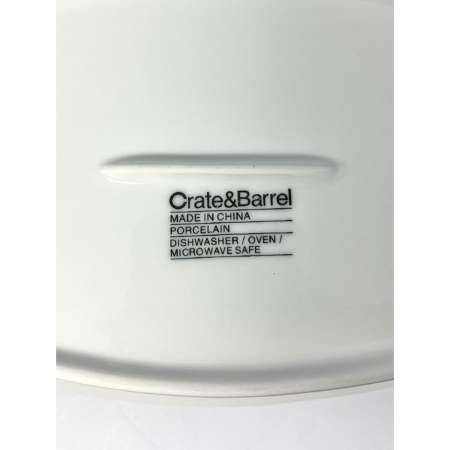 Contemporary Crate & Barrel White Porcelain Oval Oblong Boat Nesting Serving Bowls - 3 Pieces For Sale In Dallas - Image 6 of 6