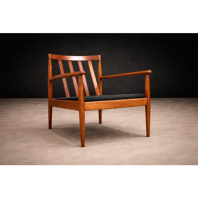 Grete Jalk Armchair in Caviuna & Mushroom Brown Bouclé, Rino Levi, Brazil, 1960s - Lot 491C For Sale - Image 10 of 17