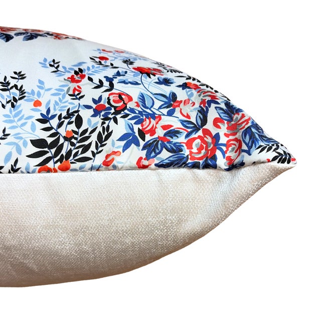 Italian Gucci Logo Bouquet Vintage Silk Scarf Pillow 24" For Sale - Image 3 of 4