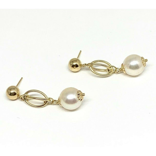 Traditional Akoya Pearl Necklace Earrings Set 14k Gold Certified, 3 Pieces For Sale - Image 3 of 4