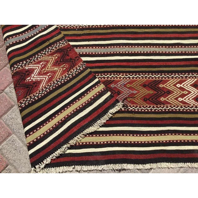 Burgundy 1960s Vintage Turkish Handmade Kilim Rug - 56"x102" For Sale - Image 8 of 8