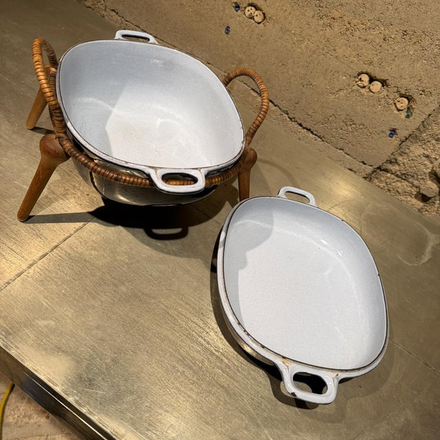1950s Mid-Century Modern Casserole Dish and Stand From the Anker-Line Range For Sale - Image 13 of 14