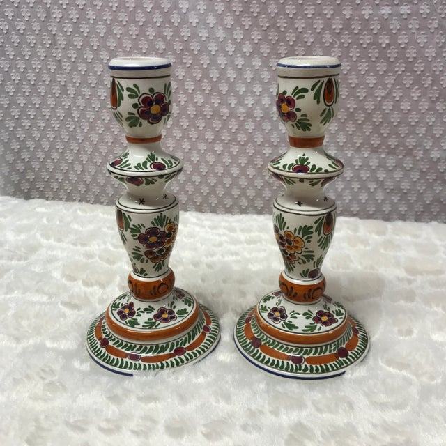 Rustic European Pair of Vintage Delft Polychomatic Floral Candlestick Holders For Sale - Image 3 of 10