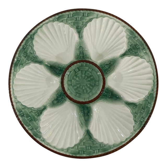 1930s French Longchamp Green and White Majolica Oyster Plate For Sale