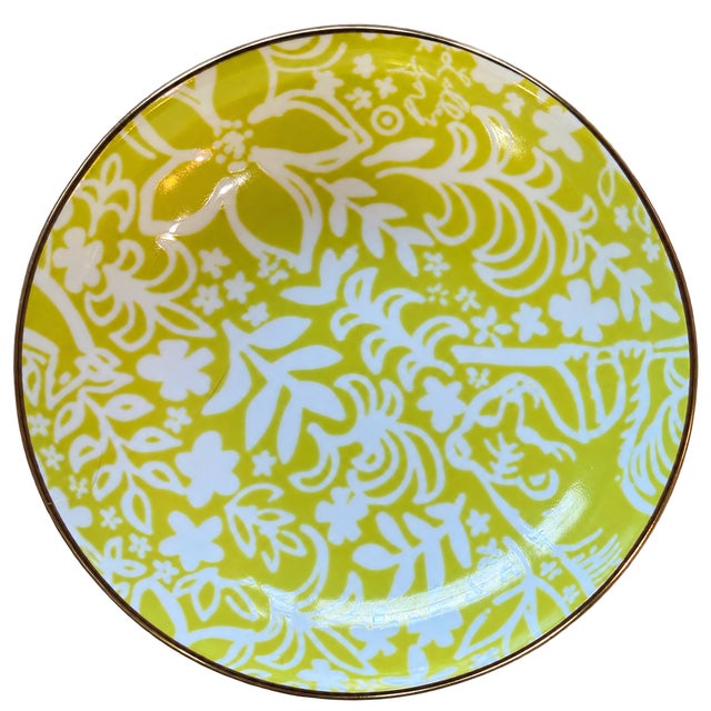Modern Lilly Pulitzer for Target Limited Edition Collaboration Porcelain Bowls Featuring an 18-Karat Gold Trim — Set of 4 For Sale - Image 3 of 6