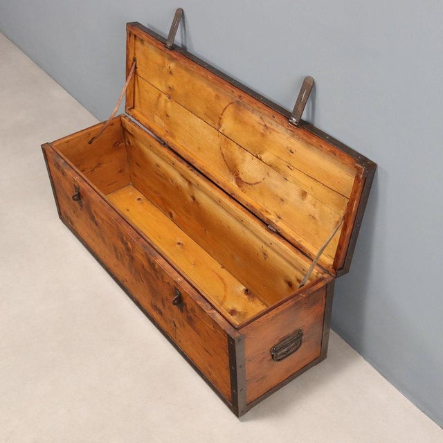 Italian Trunk in Fir For Sale - Image 3 of 12