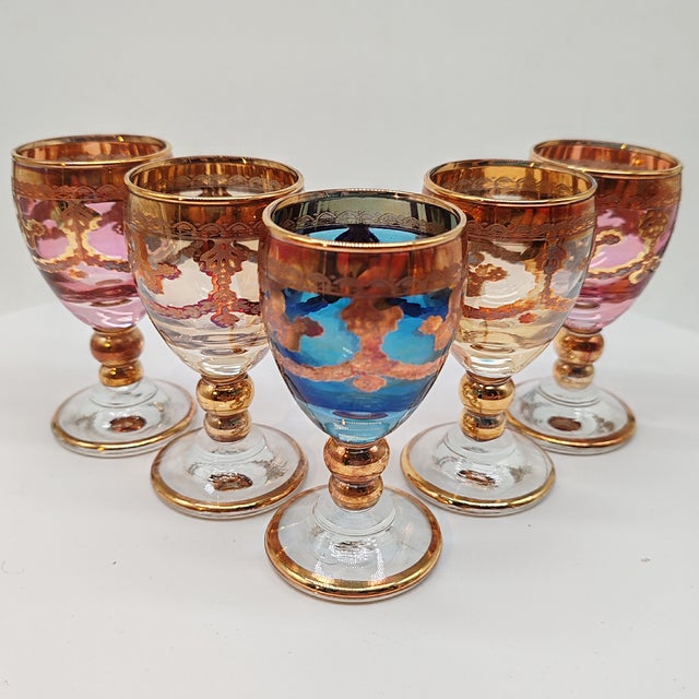 Glass Baroque Venetian Bottle and Glasses in Glass with Gold Trim, Venice, Italy, 1950s, Set of 6 For Sale - Image 7 of 11