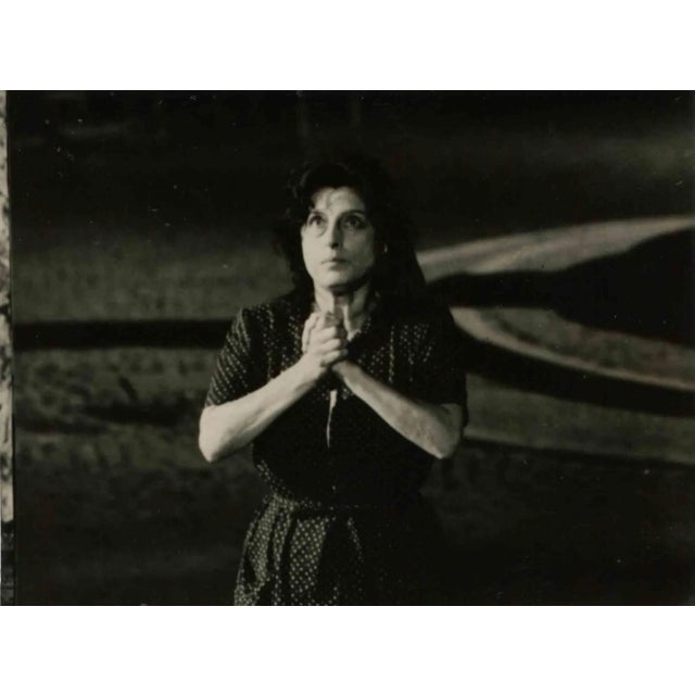 Anna Magnani (Mamma Roma) is a vintage b/w photographic print on single-coated paper. Realized on the set of Pier Paolo...