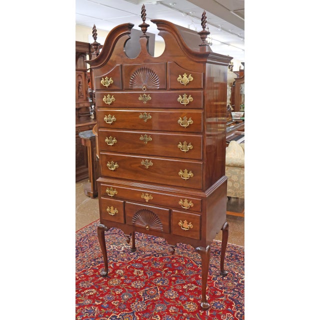 L. & J.G. Stickley, Inc. 1980s L & J.G. Stickley Queen Anne Style Mahogany High Dresser High Chest Highboy For Sale - Image 4 of 18