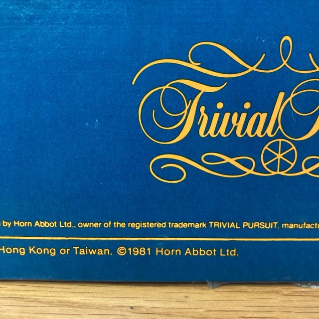 Trivial Pursuit Master Edition – Classic Quiz Game with 2,950 Questions