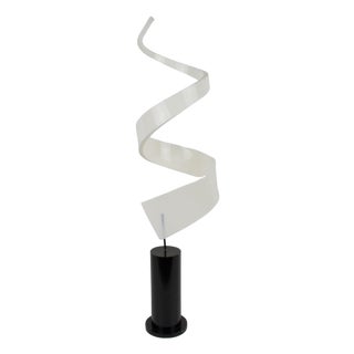 Kinetic Lucite Plexiglass Obelisk Sculpture, circa 1970 For Sale