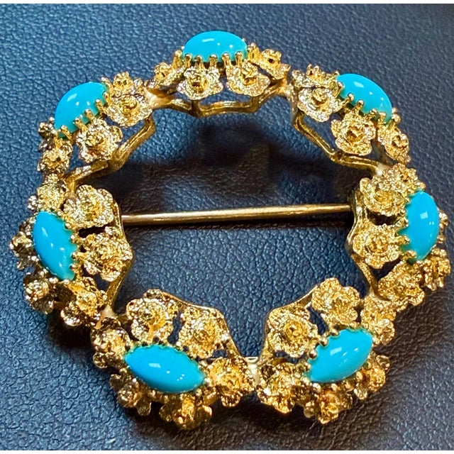 2020s 3 Carat Sleeping Beauty Turquoise Circular Pin in 18 Kt Yellow Gold , Estate For Sale - Image 5 of 8