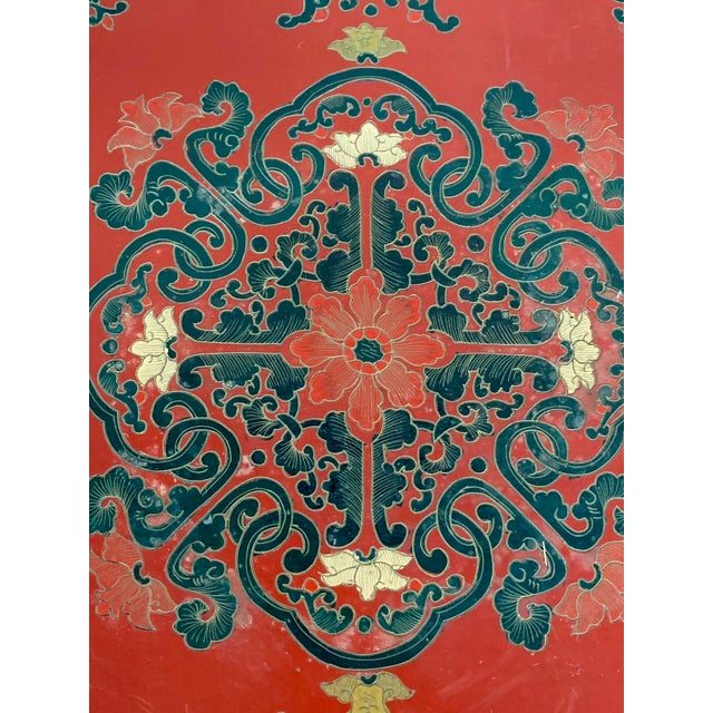 Vintage Red Lacquered Chinoiserie Side Table For Sale - Image 4 of 8