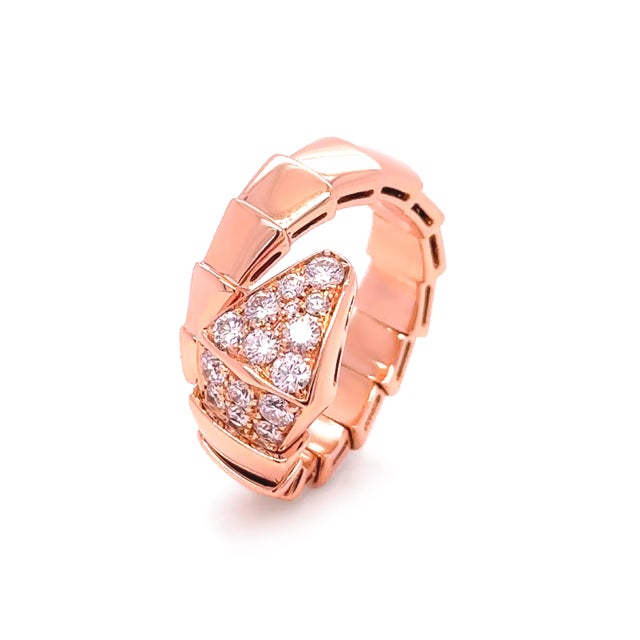 A striking Bvlgari Serpenti Scaglie Viper ring crafted in 18ct yellow gold, featuring the collection's distinctive...