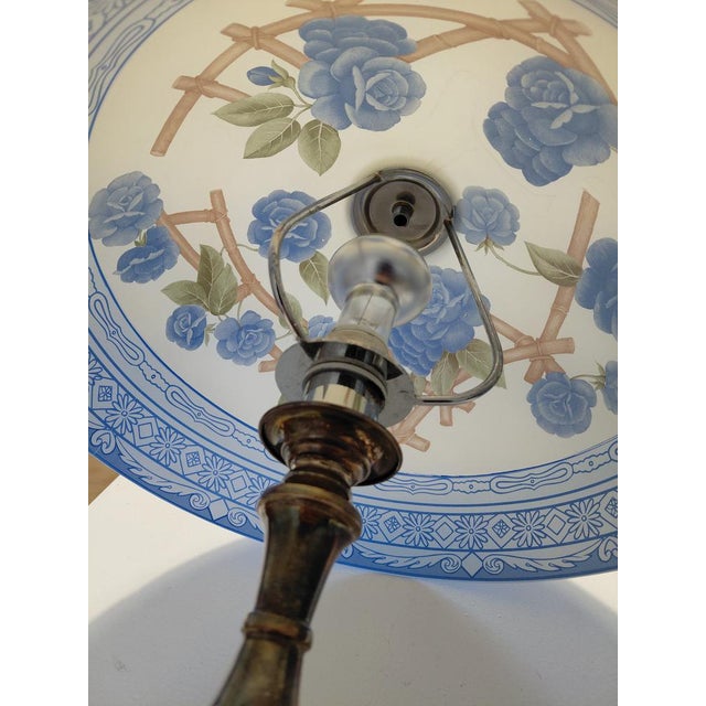 Vintage Table Lamp in Silver and Decorated Opal Glass, 1990 For Sale - Image 3 of 12