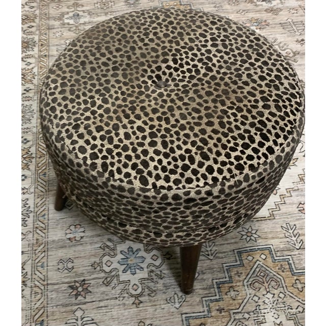 1960s Mid-Century Upholstered Ottoman Accent Stool For Sale - Image 4 of 6