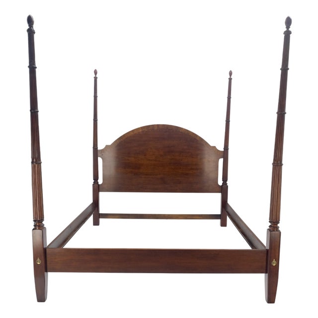Mahogany King Size Banded Headboard Poster Bed w/ Turned Finials MINT! For Sale