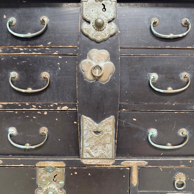 Contemporary Antique Japanese Ko-Dansu Storage Chest, 1870s For Sale - Image 3 of 18