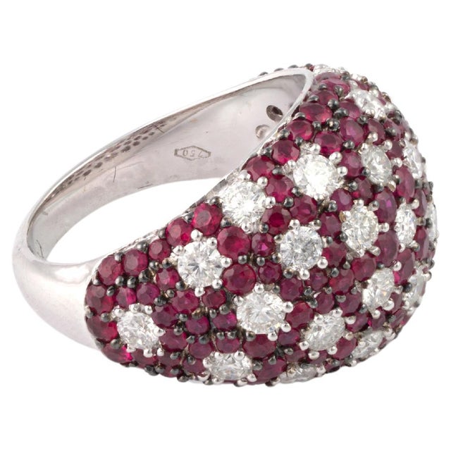 Early 21st Century Natural Ruby Ring 3.42 Carats and Diamonds 0.26 Carats in 18k Gold, Size 6 For Sale - Image 5 of 18