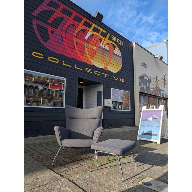 MCM Hans Wegner for Carl Hansen Style Lounge Chair & Ottoman Gorgeous modern take on the wing lounge chair & matching...