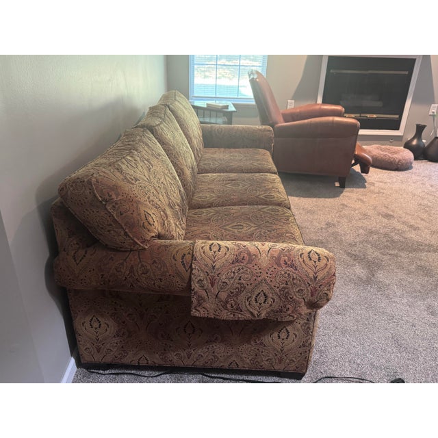 2010s Ethan & Allen, Three-Seated Couch. Sturdy Fabric. No Signs of Material Wear and Pillow and Seating Shapes Look New. For Sale - Image 5 of 7