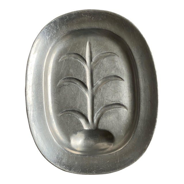 Vintage Wilton Armetale Meat Serving Tray Platter, Matte Finish, Tree and Well Circa 1970's For Sale