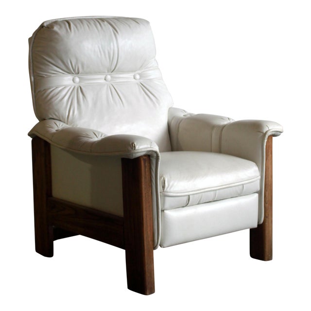 Vintage Mid Century Modern White Vinyl & Oak Recliner Chair Chairish