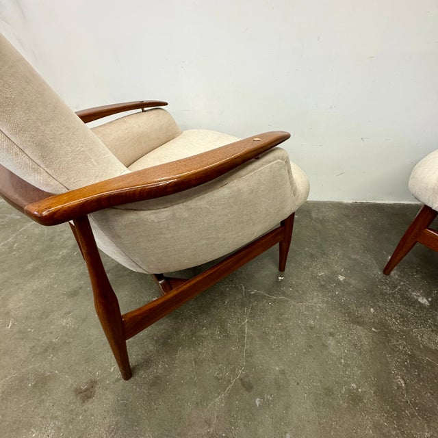 Danish Armchairs attributed to Finn Juhl, 1950s, Set of 2 For Sale - Image 4 of 15