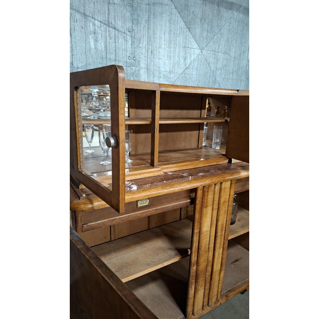 Art Deco Bar Cabinet in Walnut For Sale - Image 6 of 14