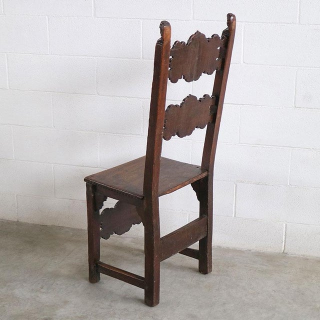 Renaissance Chair in Carved Walnut For Sale - Image 3 of 15