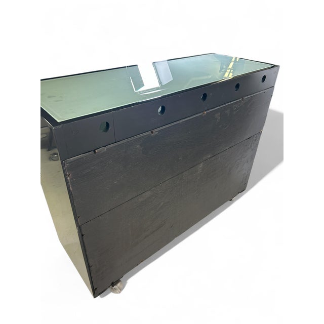 1950s Custom Italian Glass Topped Bar Cart Attributed to Italian Maker Saporiti For Sale - Image 5 of 9