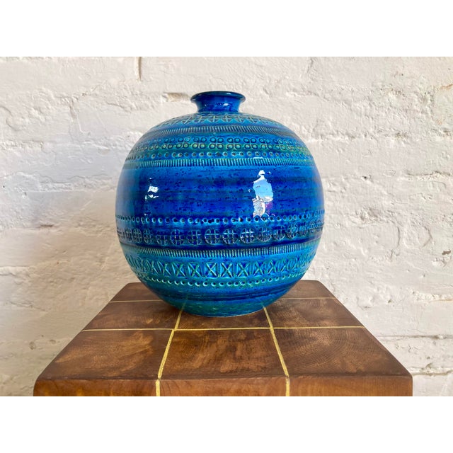 Ceramic in perfect condition, no chips. This piece has an attribution mark, I am sure that it is completely authentic and...