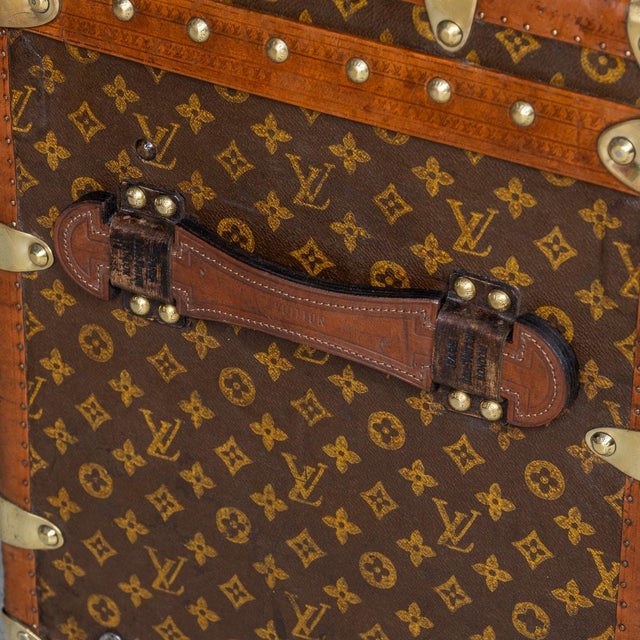 Brown Vintage French Shoe Trunk from Louis Vuitton, 1930 For Sale - Image 8 of 18