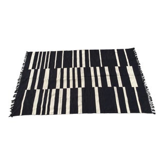 Vintage Dhurrie Rug-5′ × 8′ For Sale