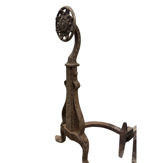 Early 20th Century Antique Arts & Crafts Bradley & Hubbard Floral Medallion Cast Iron Andirons – Pair (C. 1890–1920) For Sale - Image 5 of 8