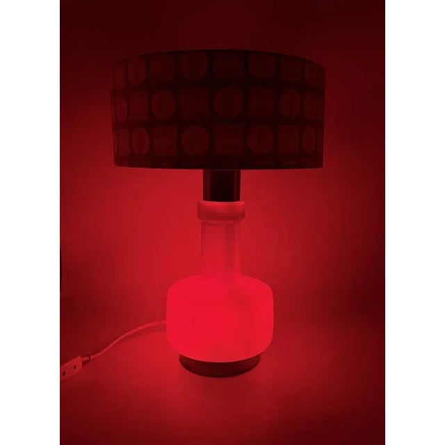 Metal Space Age Red Glass Table Lamp, Italy, 1960s For Sale - Image 7 of 13