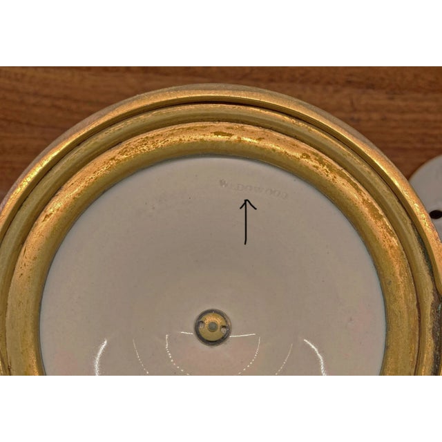 Early 20th Century Neoclassical Wedgwood Creamware Vase Urn For Sale - Image 10 of 11