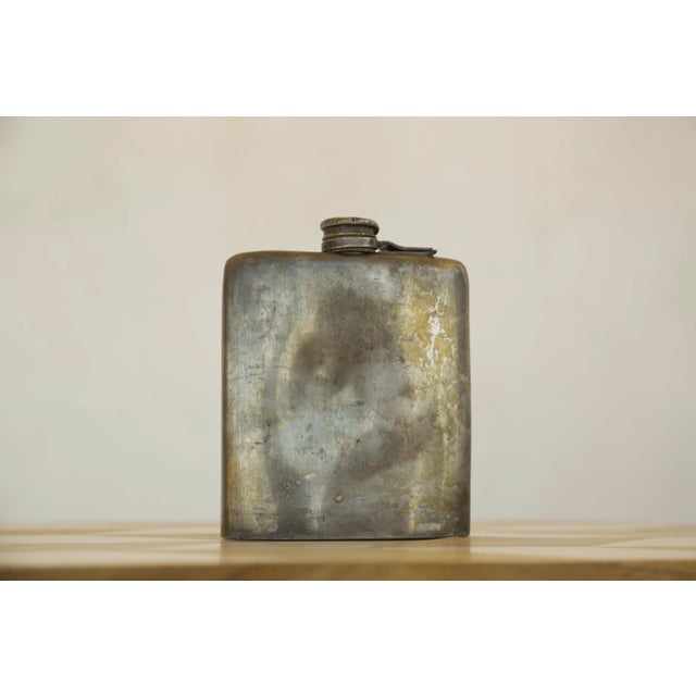 Antique Silver Plated Curved Whiskey Pocket Flask With Patina, Meriden Brittania Co, #1314 For Sale - Image 9 of 14