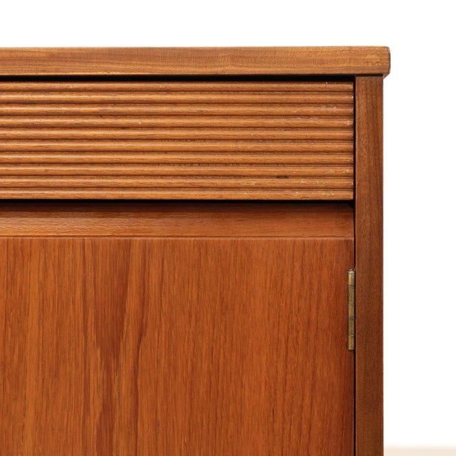 Mid Century Teak Credenza by Elliots of Newbury, 1960s For Sale In Los Angeles - Image 6 of 9