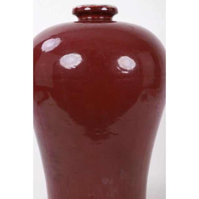 20th-Century Chinese Red-Glazed Vase For Sale - Image 4 of 13
