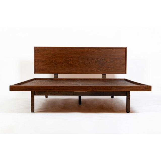 Vintage Mid-Century Walnut Wood Platform Bed by Richard Artschwager (Attr.) 1950s For Sale - Image 10 of 15