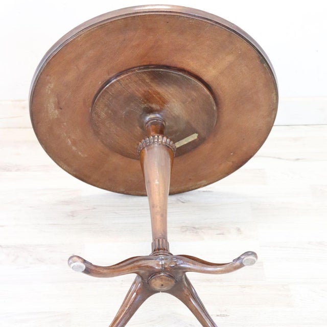 Early 20th Century Pedestal Table in Walnut For Sale - Image 5 of 13